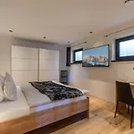 Apartment Chaleo