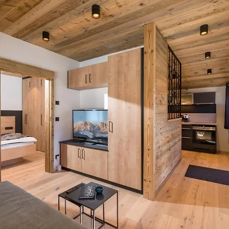 Apartment Chaleo *